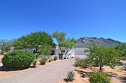 Home for Sale in Oro Valley Country Club